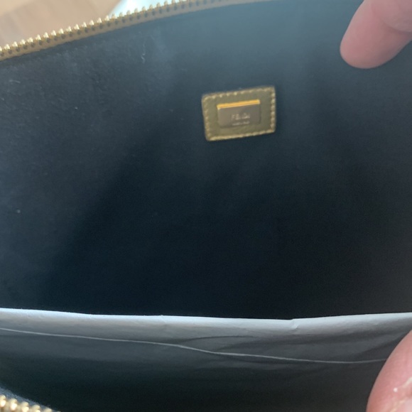 Fendi Envelope gold leather clutch - Picture 5 of 11